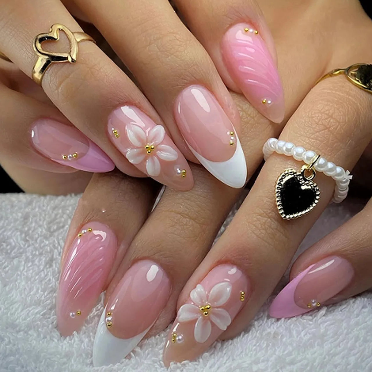 EMI | Press-On Nails | 24PCS